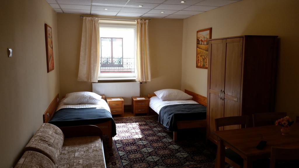 Pokoje Goscinne Vis A Vis Retro Gostynin Room photo